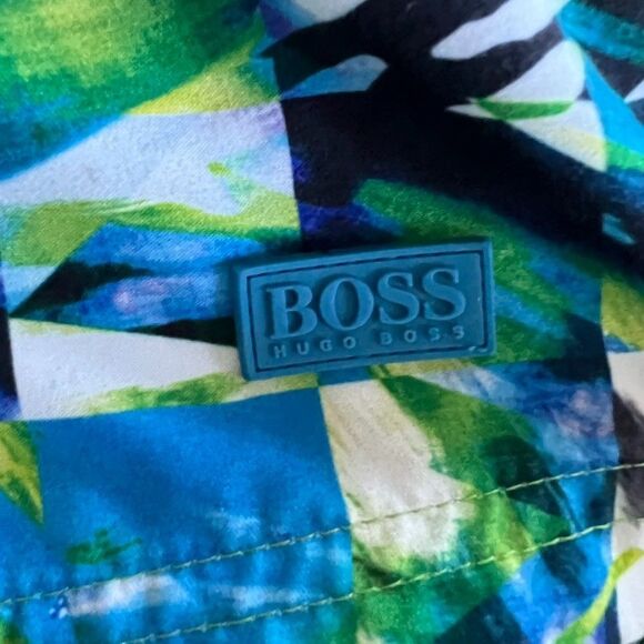 Hugo Boss Swim Trunks Board Shorts Men Small Blue Abstract Mesh Lined Drawstring - Picture 4 of 10